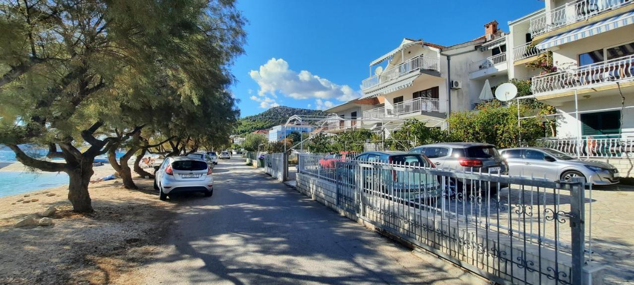 Apartments Ana Bilota เซเกต วรันยีชา ภายนอก รูปภาพ